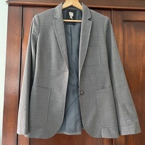 Women’s gray blazer